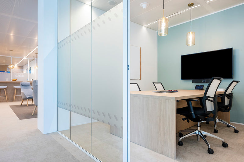 Design glas in kantoorwanden: een upgrade voor werkruimtes